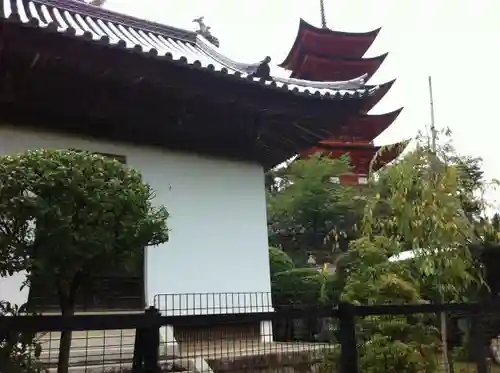 厳島神社の塔