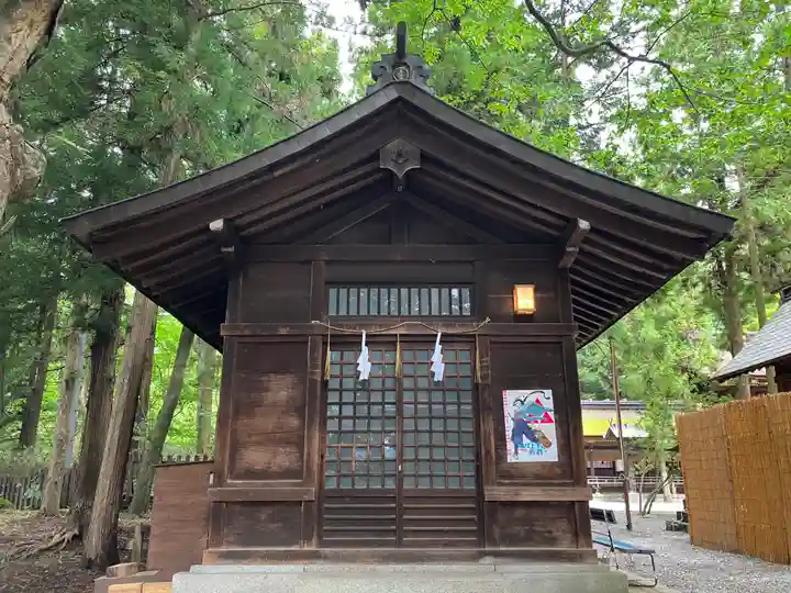 諏訪大社下社春宮(長野県)