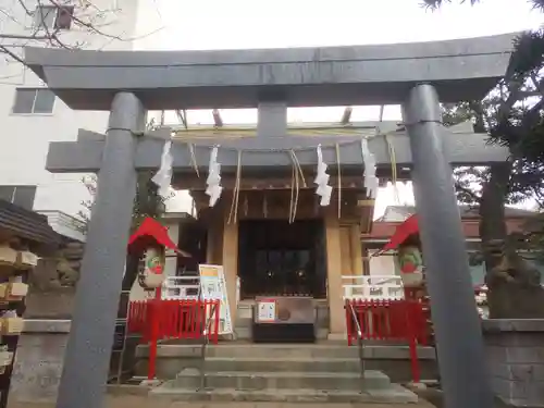 皆中稲荷神社の鳥居