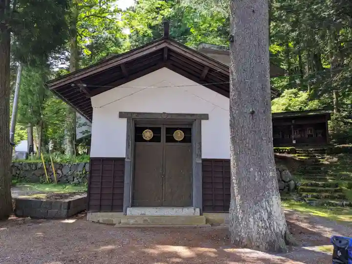 鎮神社(長野県)