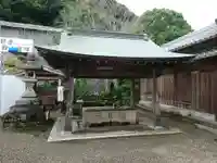 春日神社の手水舎