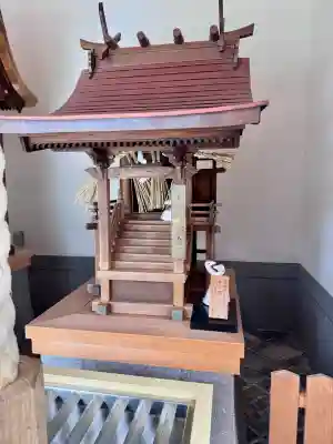 安井金比羅宮の{uncategorized: "未分類", other: "その他", undefined: "問題あり", building: "その他建物", grave: "お墓", sacred_gate: "鳥居", guardian: "狛犬", statue: "像", buddha: "仏像", history: "歴史", nature: "自然", garden: "庭園", animal: "動物", pagoda: "塔", temizu: "手水舎", mountain_gate: "山門・神門", sanctuary: "本殿・本堂", subordinate: "末社・摂社", art: "芸術", scenery: "景色", jizo: "地蔵", ema: "絵馬", goshuin: "御朱印", omikuji: "おみくじ", items: "授与品その他", amulet: "お守り", goshuincho: "御朱印帳", eats: "食事", festival: "お祭り", votive_dance: "神楽", shichigosan: "七五三参", wedding: "結婚式", experience: "体験その他", initially: "初詣", around: "周辺", anti_infection: "感染症対策"}