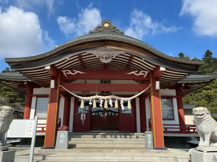 北海道東照宮の{uncategorized: "未分類", other: "その他", undefined: "問題あり", building: "その他建物", grave: "お墓", sacred_gate: "鳥居", guardian: "狛犬", statue: "像", buddha: "仏像", history: "歴史", nature: "自然", garden: "庭園", animal: "動物", pagoda: "塔", temizu: "手水舎", mountain_gate: "山門・神門", sanctuary: "本殿・本堂", subordinate: "末社・摂社", art: "芸術", scenery: "景色", jizo: "地蔵", ema: "絵馬", goshuin: "御朱印", omikuji: "おみくじ", items: "授与品その他", amulet: "お守り", goshuincho: "御朱印帳", eats: "食事", festival: "お祭り", votive_dance: "神楽", shichigosan: "七五三参", wedding: "結婚式", experience: "体験その他", initially: "初詣", around: "周辺", anti_infection: "感染症対策"}