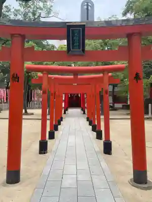 楠本稲荷神社（湊川神社末社）(兵庫県)