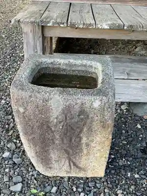 延寿寺観音堂の手水舎