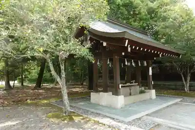 竈山神社の手水舎