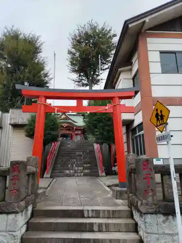 稲荷神社の鳥居