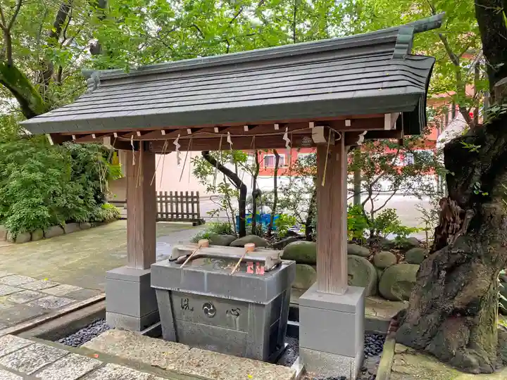 御田八幡神社の手水舎