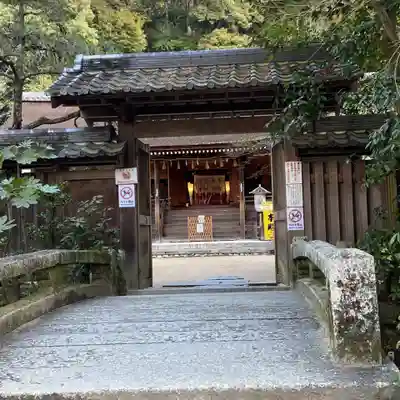 宇治上神社の山門・神門