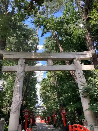 馬橋稲荷神社の鳥居