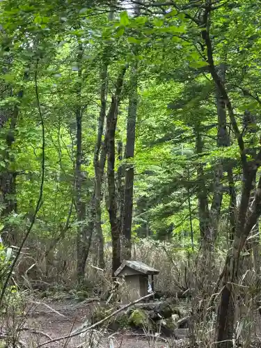 新屋山神社奥宮(山梨県)