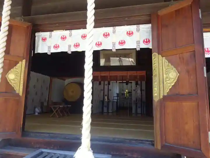 鶴見神社の本殿・本堂