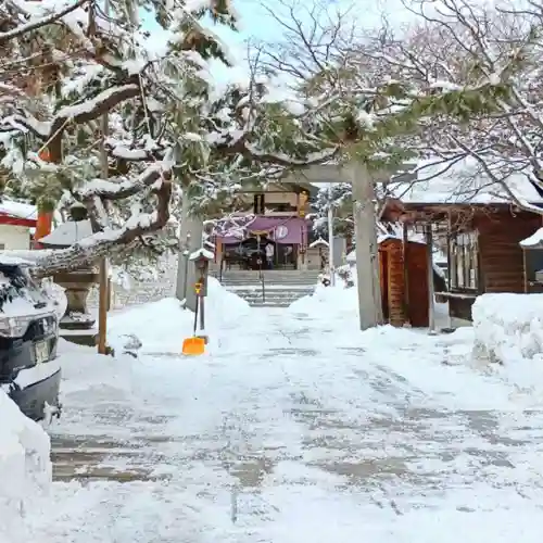 彌彦神社　(伊夜日子神社)の庭園