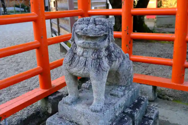 龍田大社の狛犬