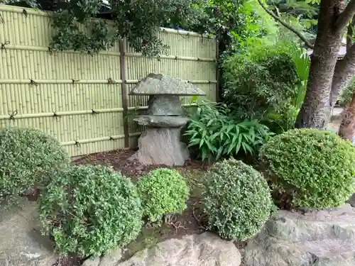 武州柿生琴平神社の庭園