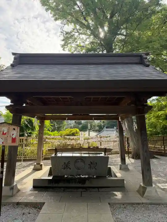 師岡熊野神社の{uncategorized: "未分類", other: "その他", undefined: "問題あり", building: "その他建物", grave: "お墓", sacred_gate: "鳥居", guardian: "狛犬", statue: "像", buddha: "仏像", history: "歴史", nature: "自然", garden: "庭園", animal: "動物", pagoda: "塔", temizu: "手水舎", mountain_gate: "山門・神門", sanctuary: "本殿・本堂", subordinate: "末社・摂社", art: "芸術", scenery: "景色", jizo: "地蔵", ema: "絵馬", goshuin: "御朱印", omikuji: "おみくじ", items: "授与品その他", amulet: "お守り", goshuincho: "御朱印帳", eats: "食事", festival: "お祭り", votive_dance: "神楽", shichigosan: "七五三参", wedding: "結婚式", experience: "体験その他", initially: "初詣", around: "周辺", anti_infection: "感染症対策"}