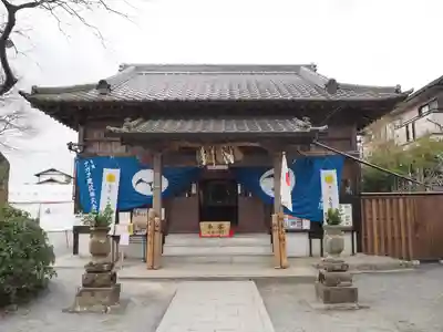 坂本八幡宮の本殿・本堂