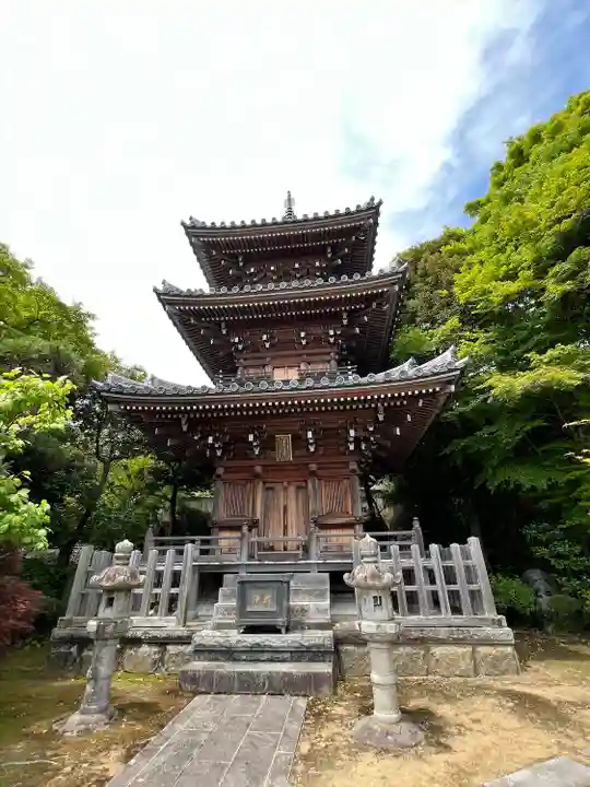 勝行院(法海寺)の塔