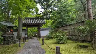 地蔵院の山門・神門