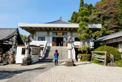 観音寺の本殿・本堂