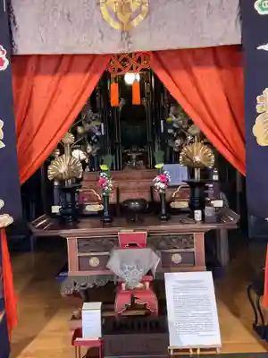 吸湖山　青岸寺の本殿・本堂