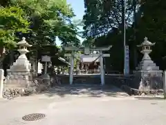 深溝神社の建物その他