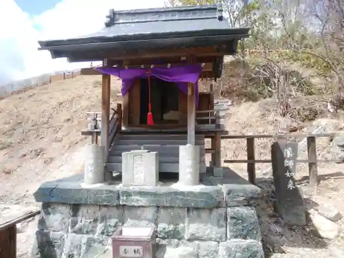 薬師如来堂の本殿・本堂