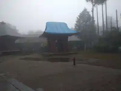 神野寺の山門・神門