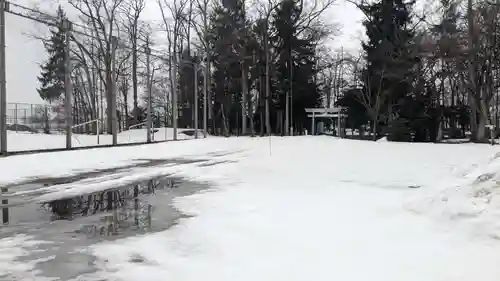 興国神社の庭園