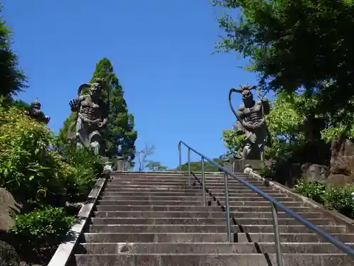 常昌院の像