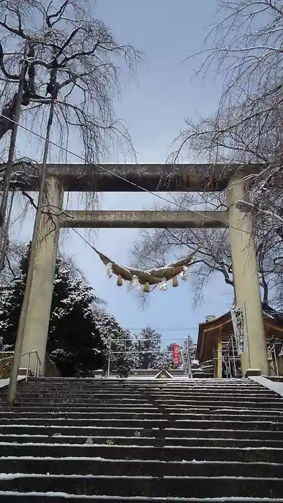 烏帽子山八幡宮の鳥居