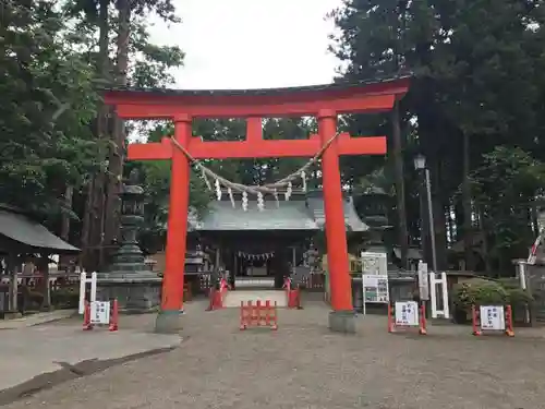 櫛引八幡宮の鳥居