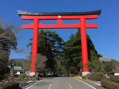 霧島神宮の鳥居