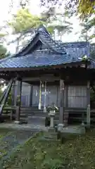 蠶養神社の本殿