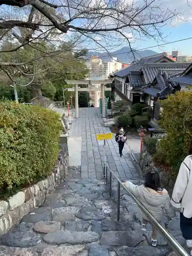 到津八幡神社の鳥居