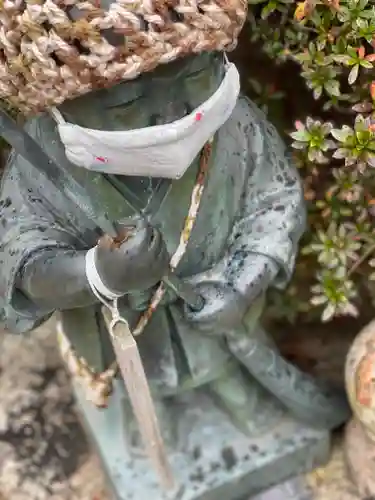 霊山寺の像