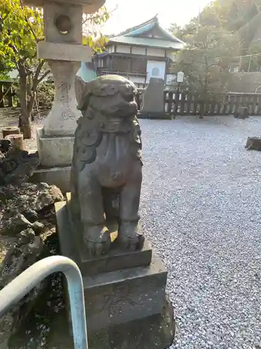 叶神社 (西叶神社)の狛犬