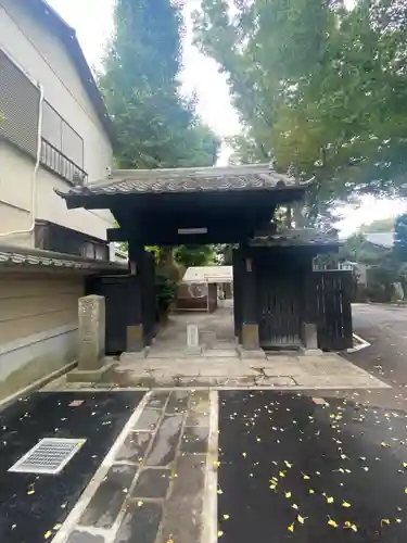 大蓮寺の山門