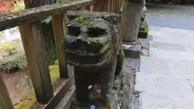 日光大室高龗神社の狛犬