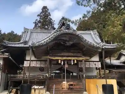 皷神社の本殿