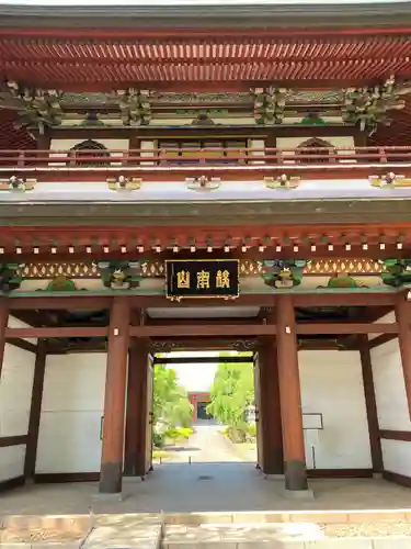 善導寺の山門