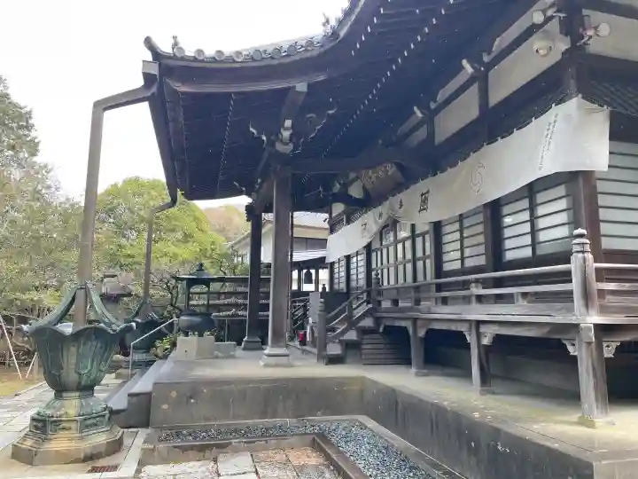 安國論寺(安国論寺)の{uncategorized: "未分類", other: "その他", undefined: "問題あり", building: "その他建物", grave: "お墓", sacred_gate: "鳥居", guardian: "狛犬", statue: "像", buddha: "仏像", history: "歴史", nature: "自然", garden: "庭園", animal: "動物", pagoda: "塔", temizu: "手水舎", mountain_gate: "山門・神門", sanctuary: "本殿・本堂", subordinate: "末社・摂社", art: "芸術", scenery: "景色", jizo: "地蔵", ema: "絵馬", goshuin: "御朱印", omikuji: "おみくじ", items: "授与品その他", amulet: "お守り", goshuincho: "御朱印帳", eats: "食事", festival: "お祭り", votive_dance: "神楽", shichigosan: "七五三参", wedding: "結婚式", experience: "体験その他", initially: "初詣", around: "周辺", anti_infection: "感染症対策"}
