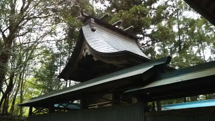 伊勢神明社の本殿・本堂