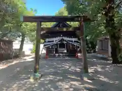 神明社の鳥居