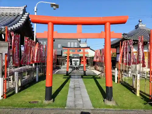 宝国寺の鳥居