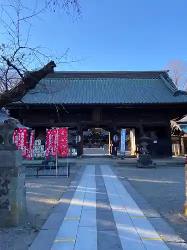 妻沼聖天山歓喜院の山門・神門