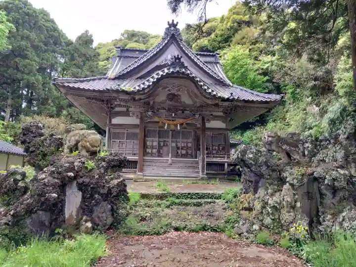 大宮神社の{uncategorized: "未分類", other: "その他", undefined: "問題あり", building: "その他建物", grave: "お墓", sacred_gate: "鳥居", guardian: "狛犬", statue: "像", buddha: "仏像", history: "歴史", nature: "自然", garden: "庭園", animal: "動物", pagoda: "塔", temizu: "手水舎", mountain_gate: "山門・神門", sanctuary: "本殿・本堂", subordinate: "末社・摂社", art: "芸術", scenery: "景色", jizo: "地蔵", ema: "絵馬", goshuin: "御朱印", omikuji: "おみくじ", items: "授与品その他", amulet: "お守り", goshuincho: "御朱印帳", eats: "食事", festival: "お祭り", votive_dance: "神楽", shichigosan: "七五三参", wedding: "結婚式", experience: "体験その他", initially: "初詣", around: "周辺", anti_infection: "感染症対策"}