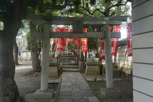 西新井大師総持寺の鳥居