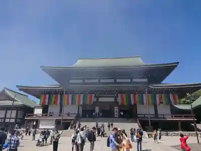成田山新勝寺の本殿・本堂