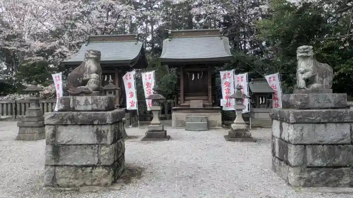 白鷺神社の{uncategorized: "未分類", other: "その他", undefined: "問題あり", building: "その他建物", grave: "お墓", sacred_gate: "鳥居", guardian: "狛犬", statue: "像", buddha: "仏像", history: "歴史", nature: "自然", garden: "庭園", animal: "動物", pagoda: "塔", temizu: "手水舎", mountain_gate: "山門・神門", sanctuary: "本殿・本堂", subordinate: "末社・摂社", art: "芸術", scenery: "景色", jizo: "地蔵", ema: "絵馬", goshuin: "御朱印", omikuji: "おみくじ", items: "授与品その他", amulet: "お守り", goshuincho: "御朱印帳", eats: "食事", festival: "お祭り", votive_dance: "神楽", shichigosan: "七五三参", wedding: "結婚式", experience: "体験その他", initially: "初詣", around: "周辺", anti_infection: "感染症対策"}
